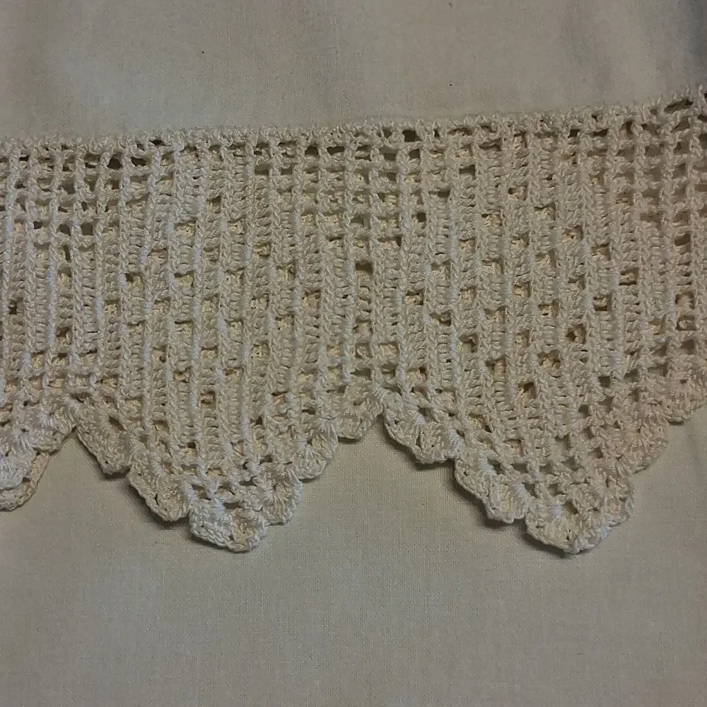 Vintage Pair Of Pillowcases With Painted Roses And Tatted Lace Edge.